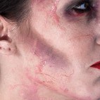 Halloween Schminktipp Zombie Make-up Anleitung 55