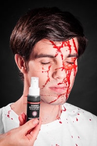 Blutspray Zombie Blut Wunden schminken